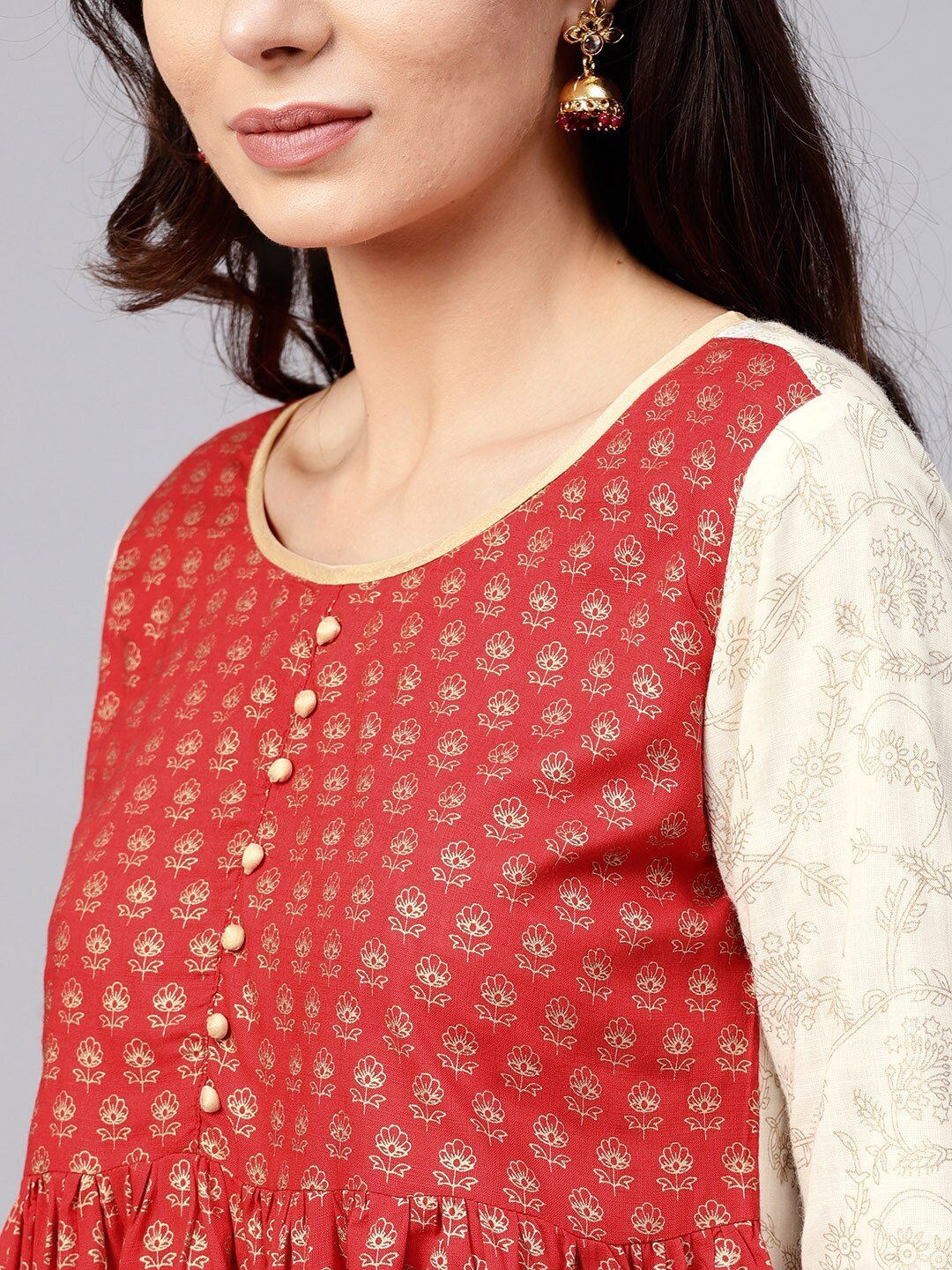 Women's  Off-White & Red Printed Layered Kurta