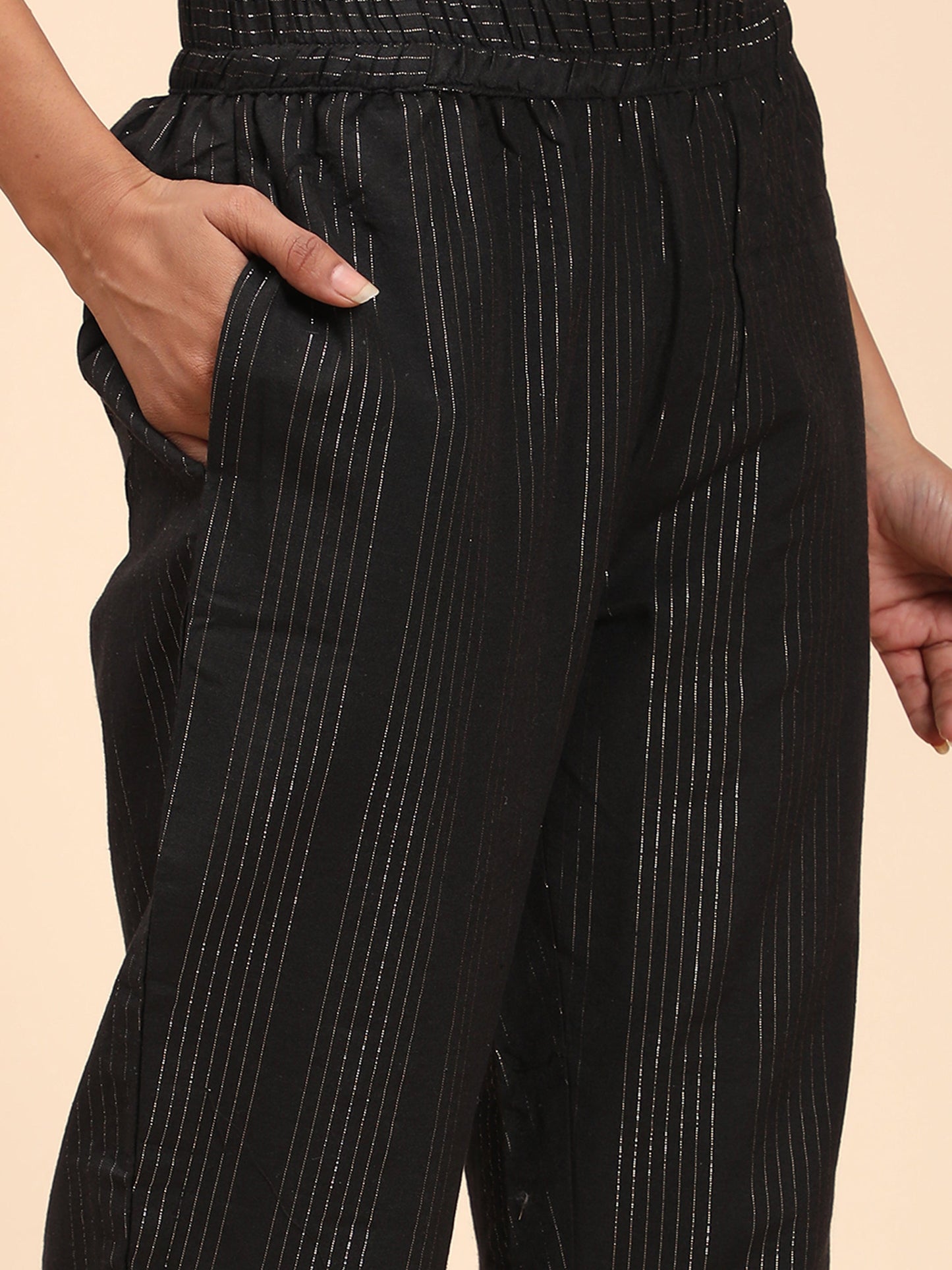 Color_Black