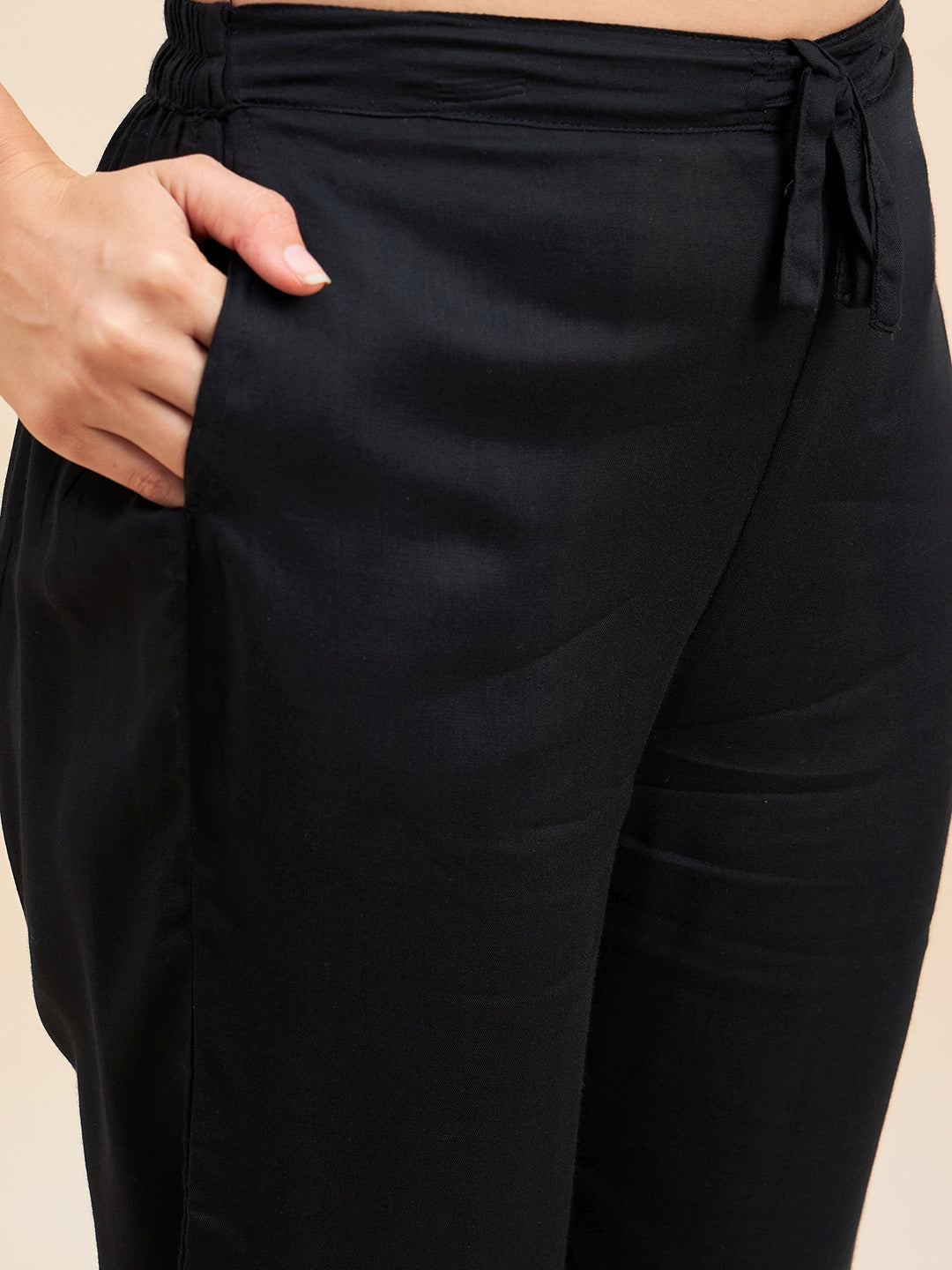 Color_Black