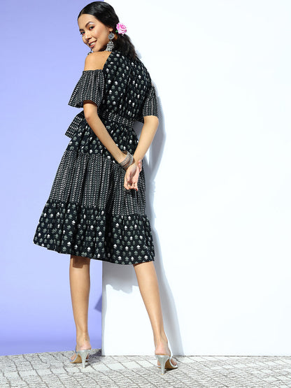 Color_Black