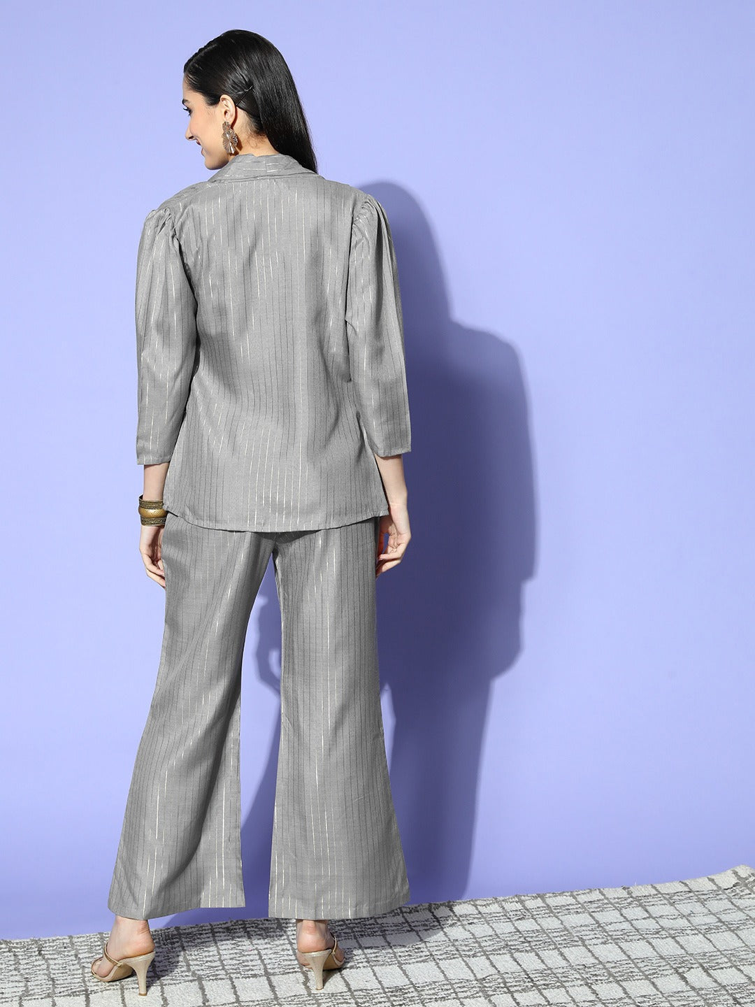 Color_Grey