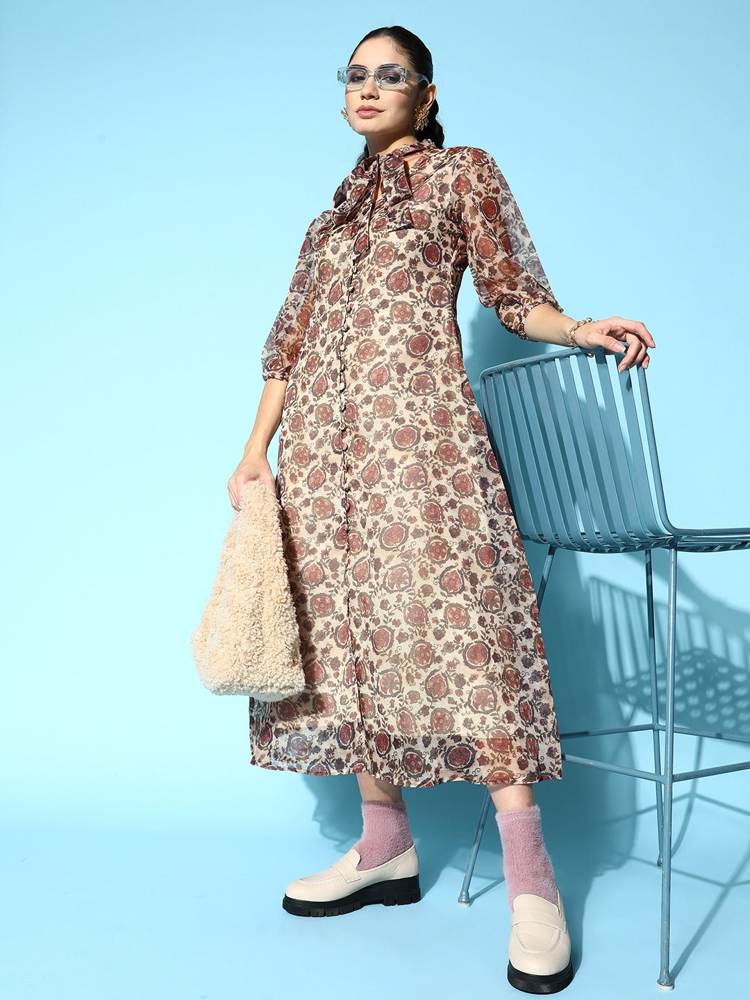 Color_Beige