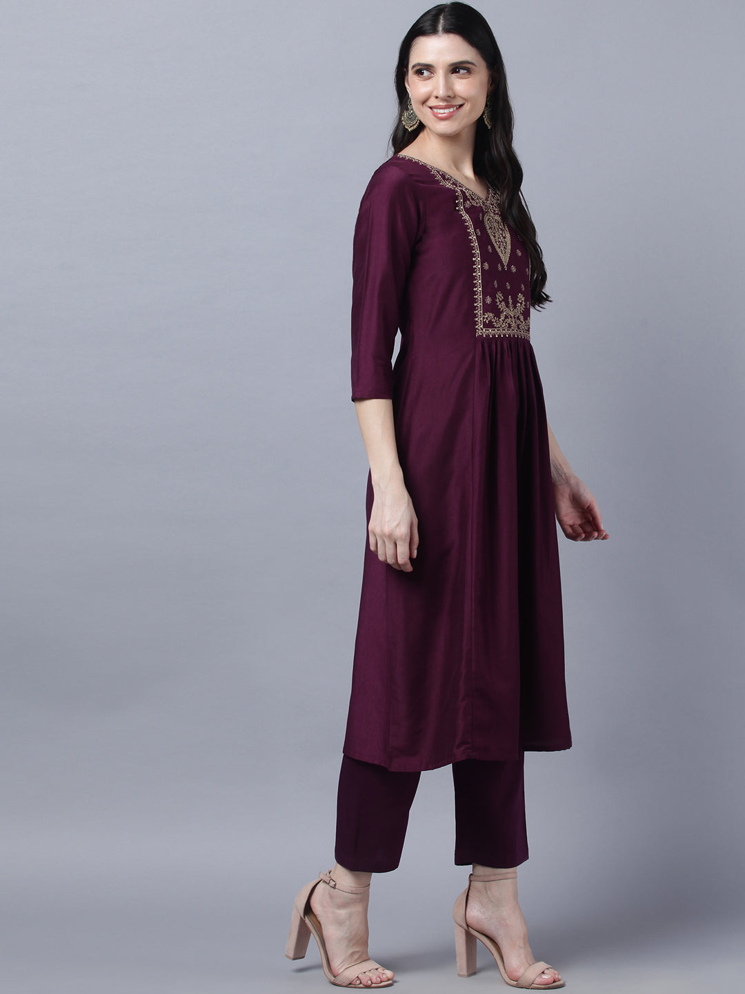 Color_Maroon
