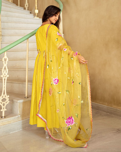 Women's Dhanyasri Handpainted Suit Set