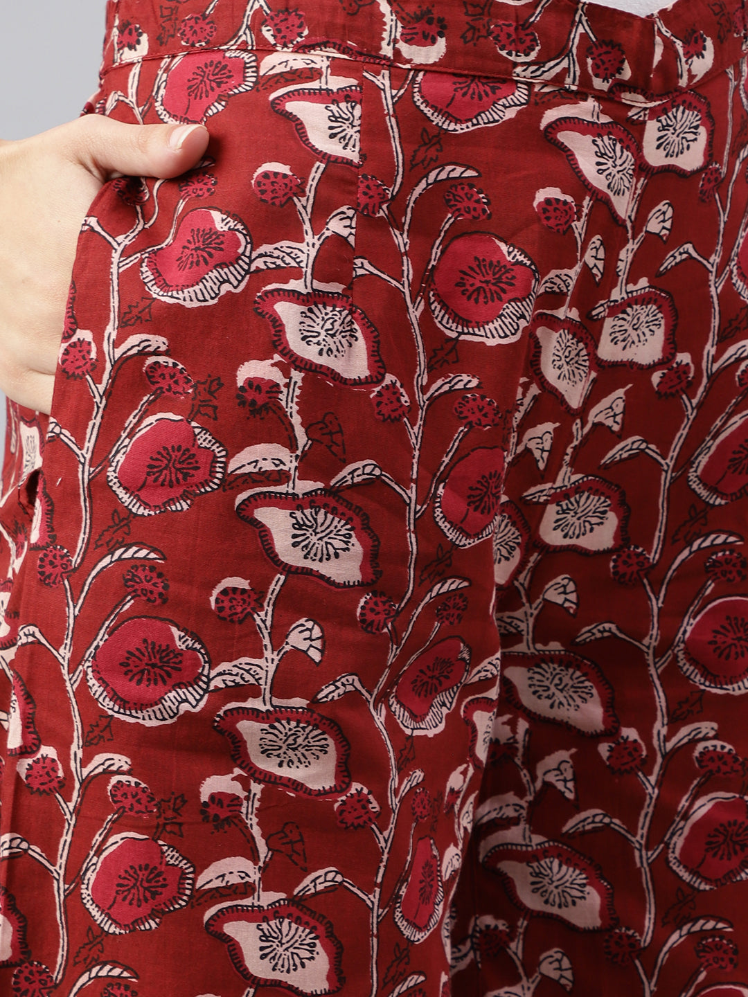 Color_Maroon