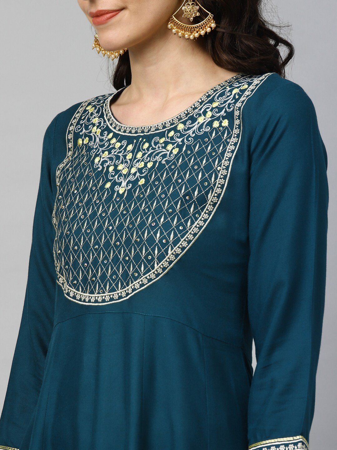 Color_TEAL BLUE