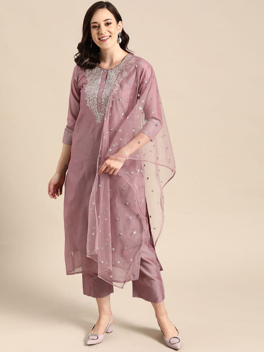 Women's Mauve Zari Yoke Design Chanderi Silk Kurta With Trousers & Dupatta