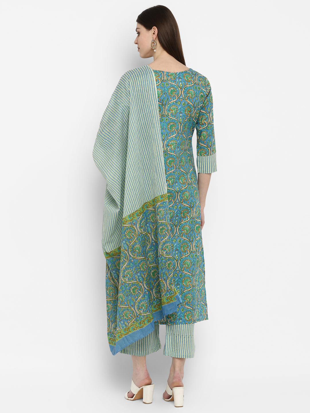 Women's Sky Blue Cotton Kurta With Palazzo & Dupatta By Vbuyz (3