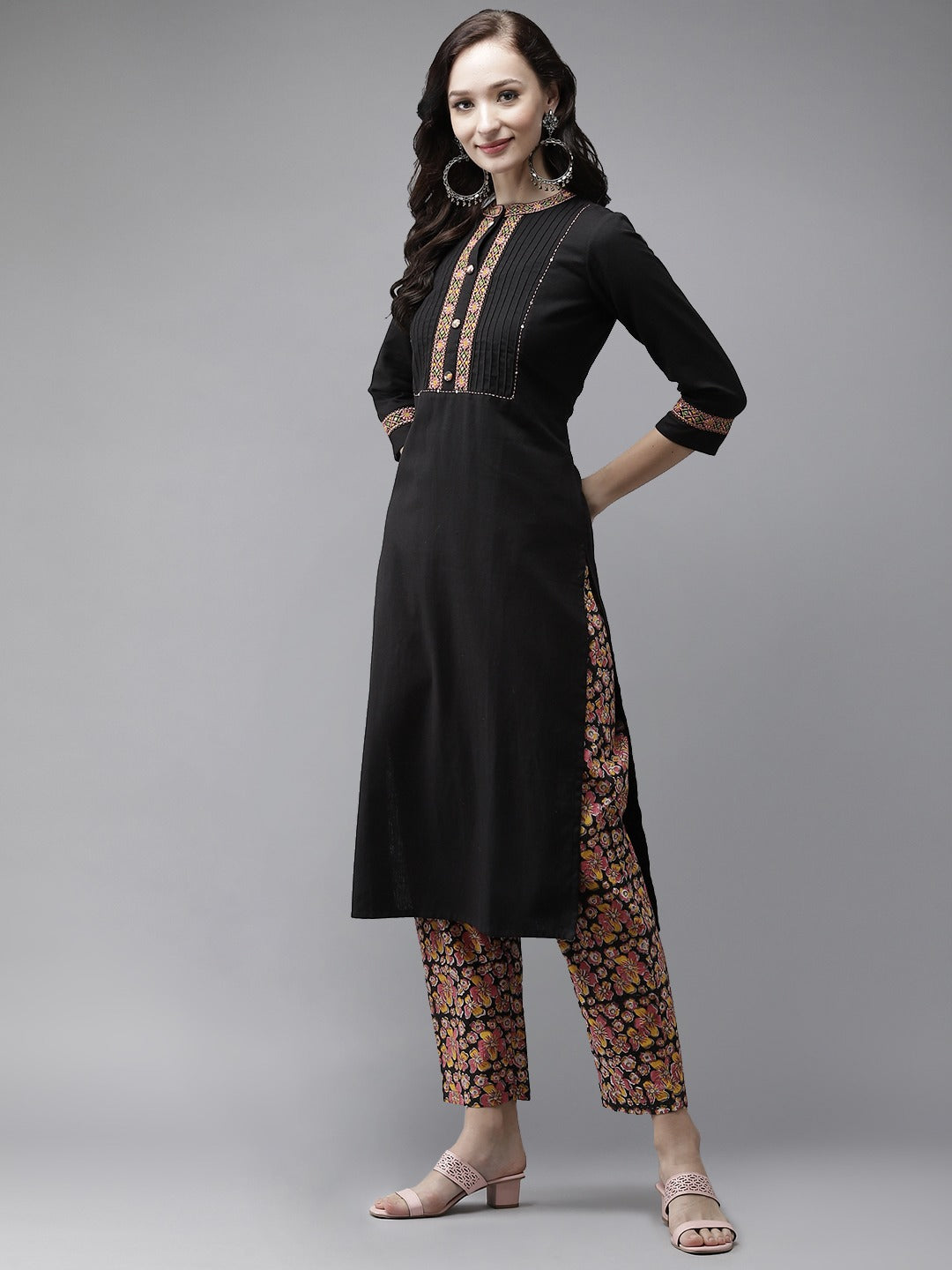 Color_Black