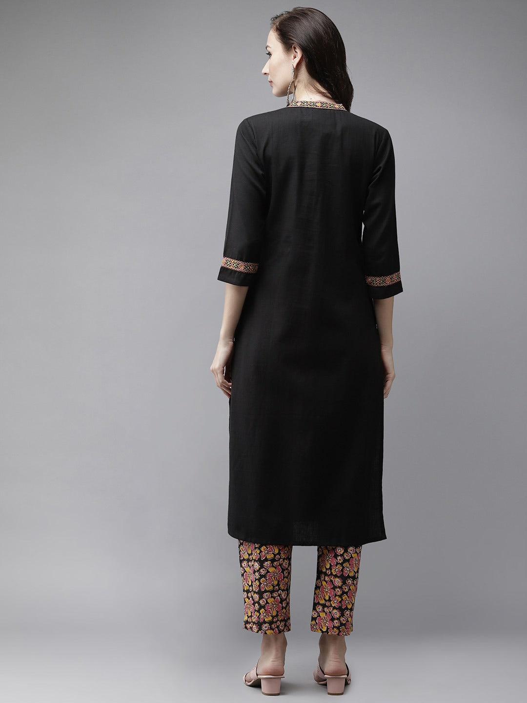 Color_Black