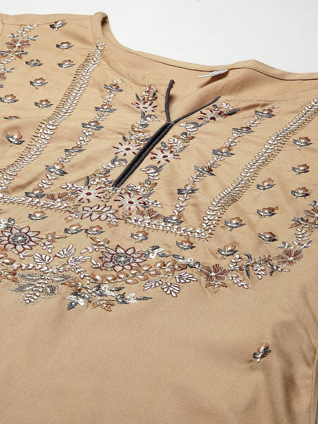 Color_Beige