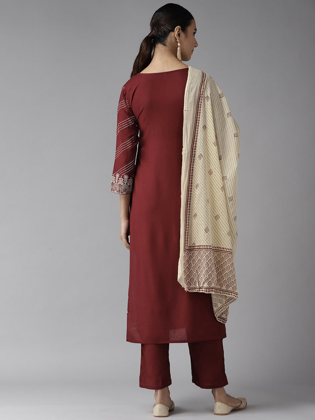 Color_Maroon