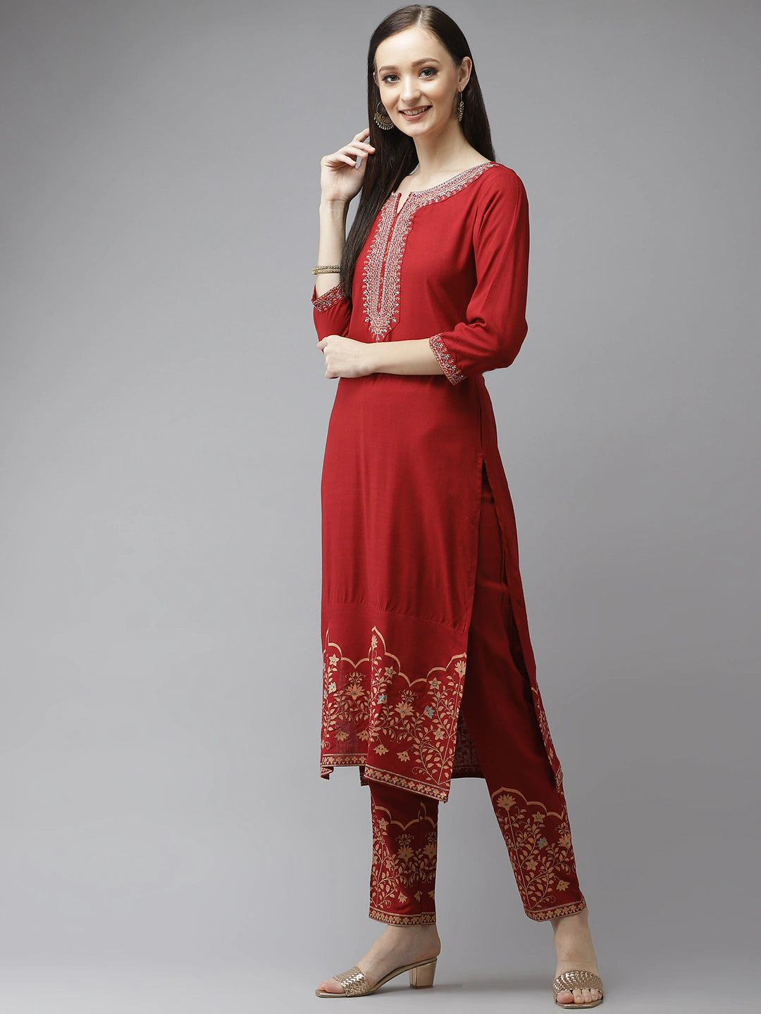 Color_Maroon