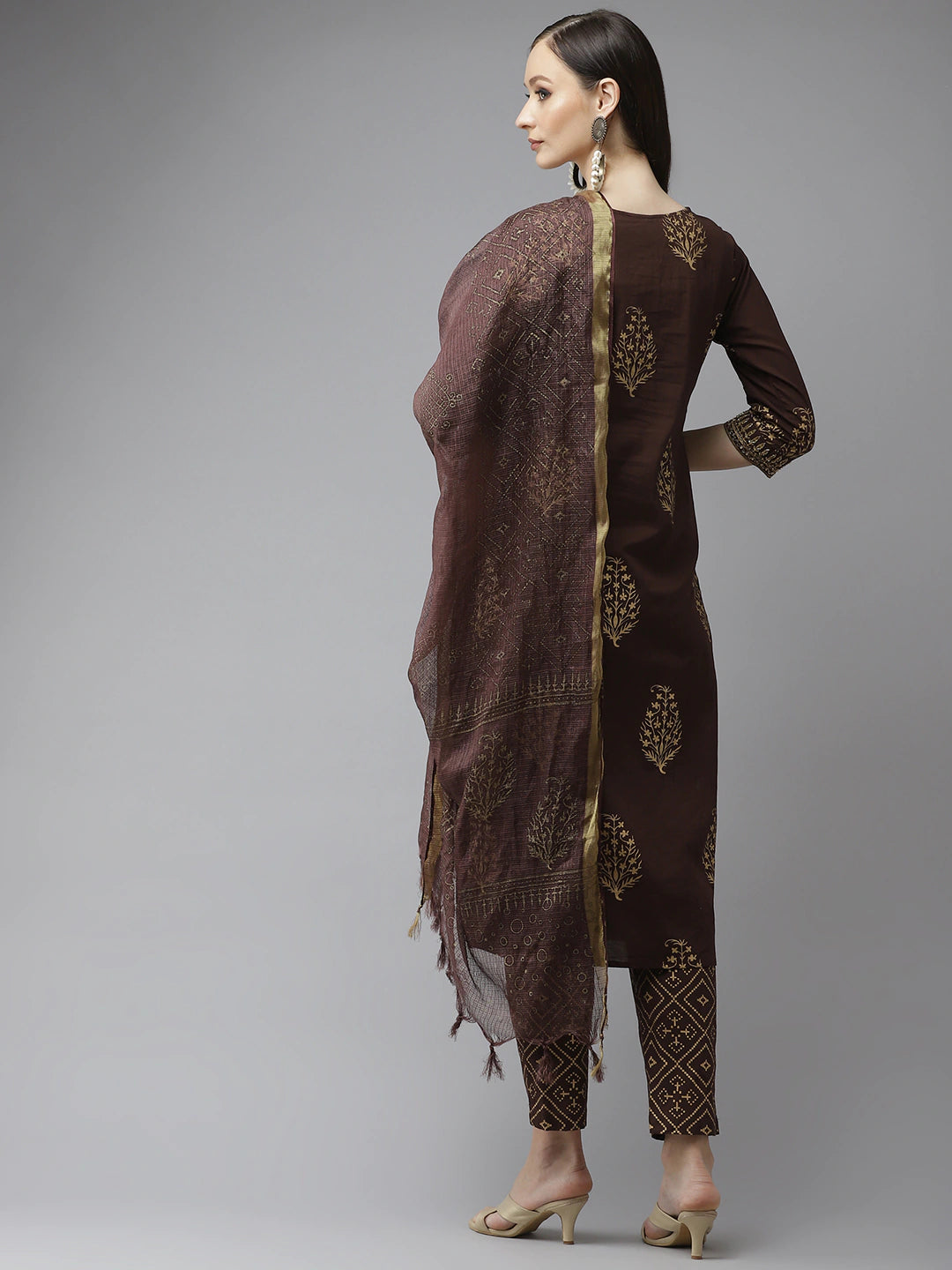 Color_Brown