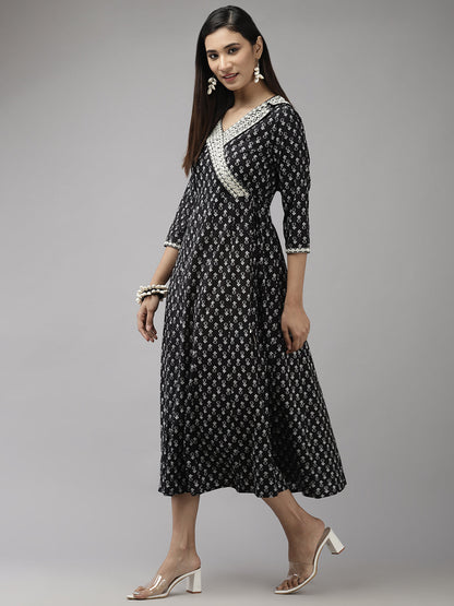 Color_Black