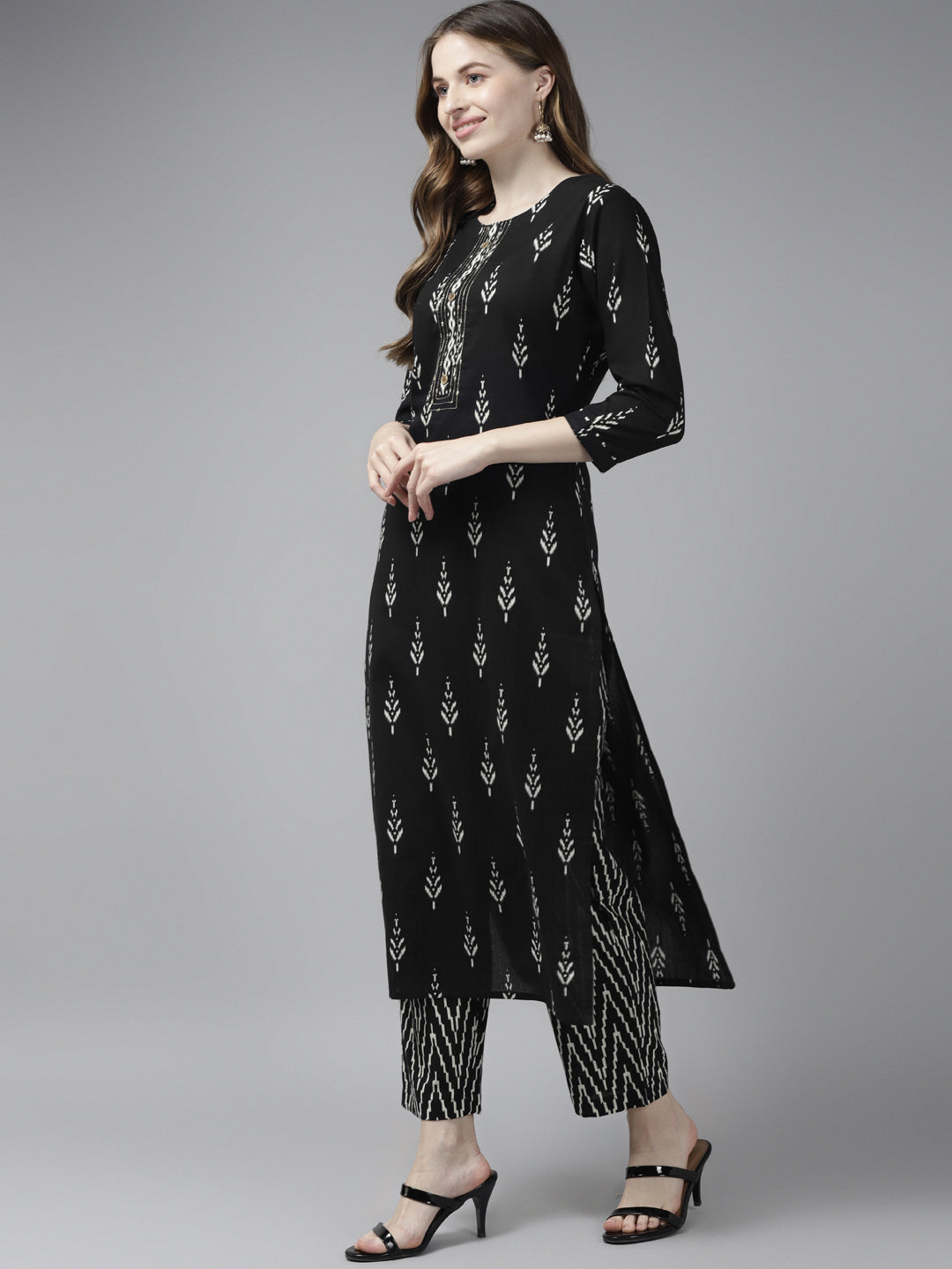 Color_Black