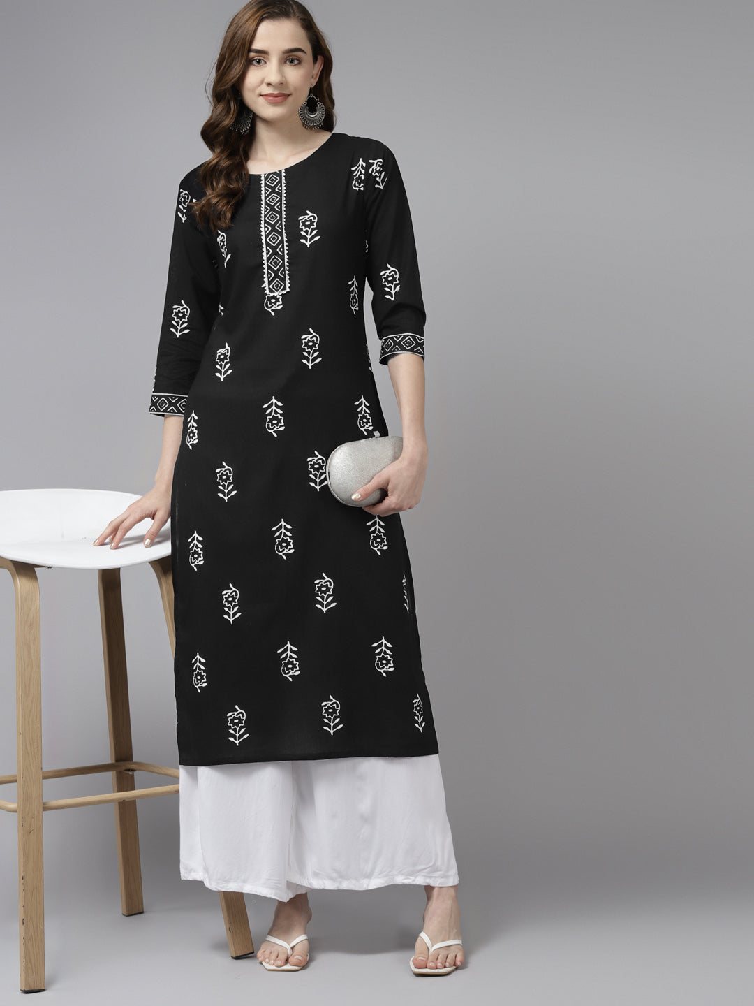 Color_Black
