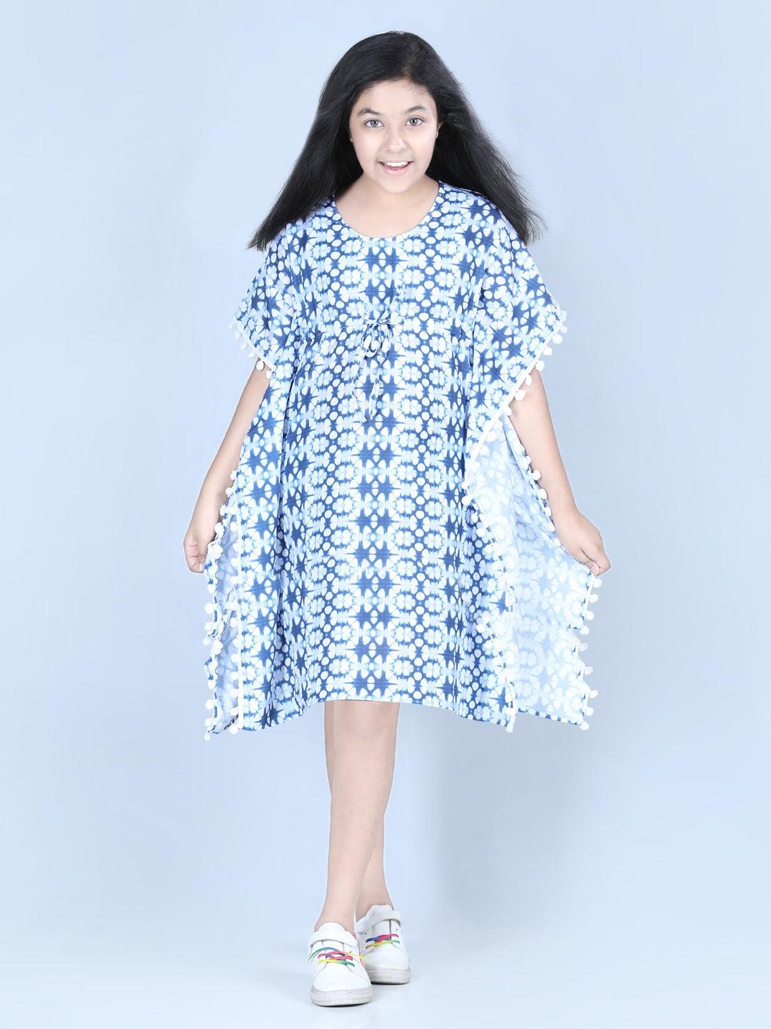 Color_Blue & White