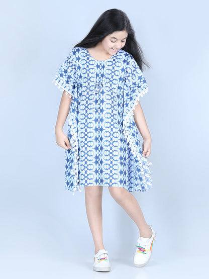 Color_Blue & White