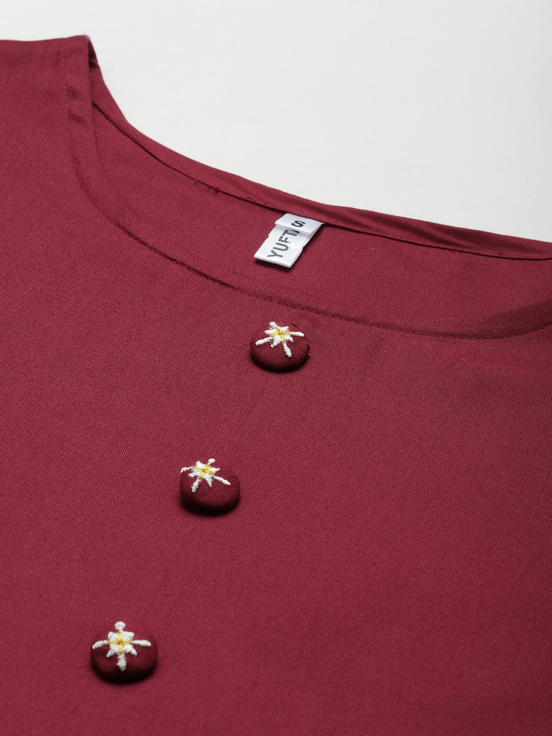 Color_Maroon