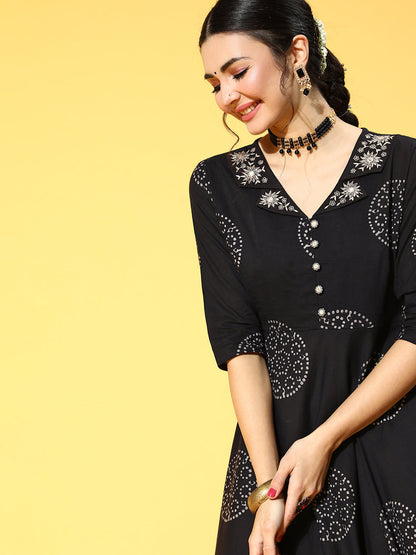 Color_Black