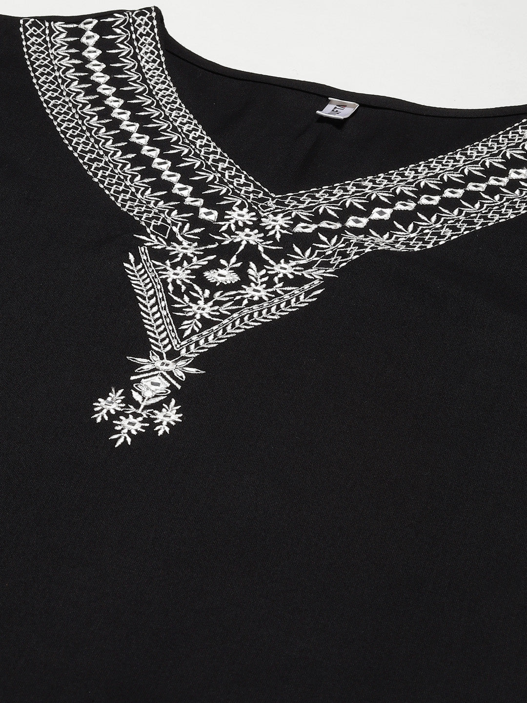 Color_Black