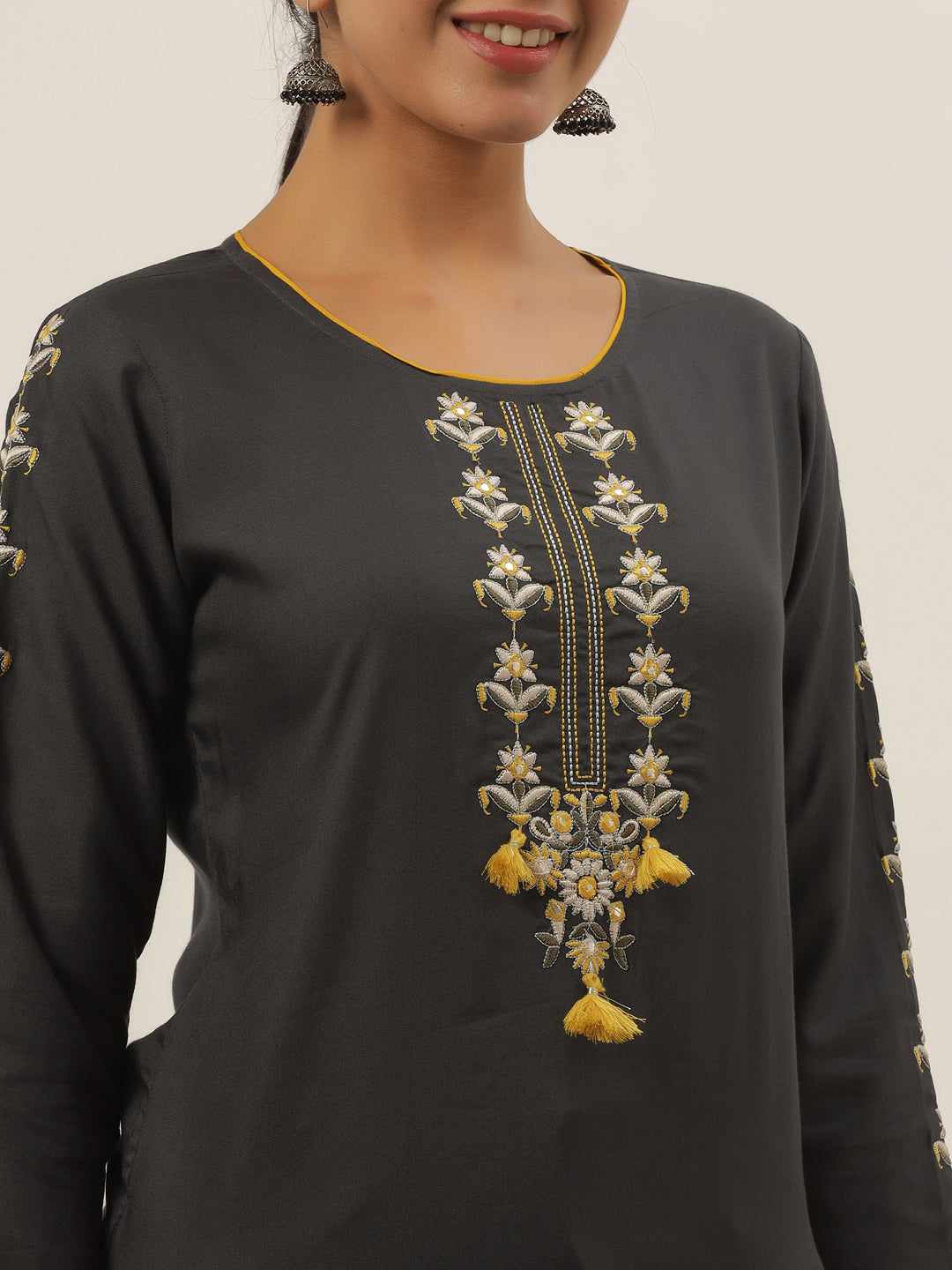 Color_Grey