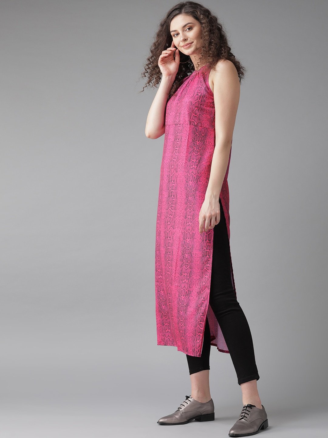 Women's  Pink & Black Snake Print Straight Kurta