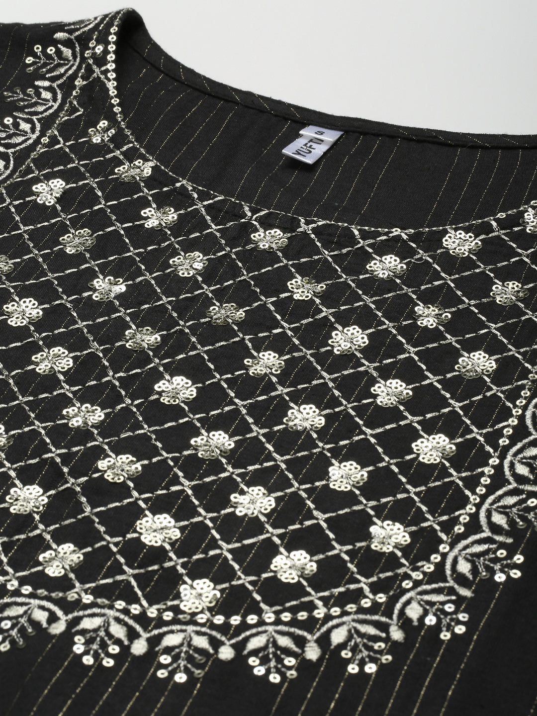 Color_Black