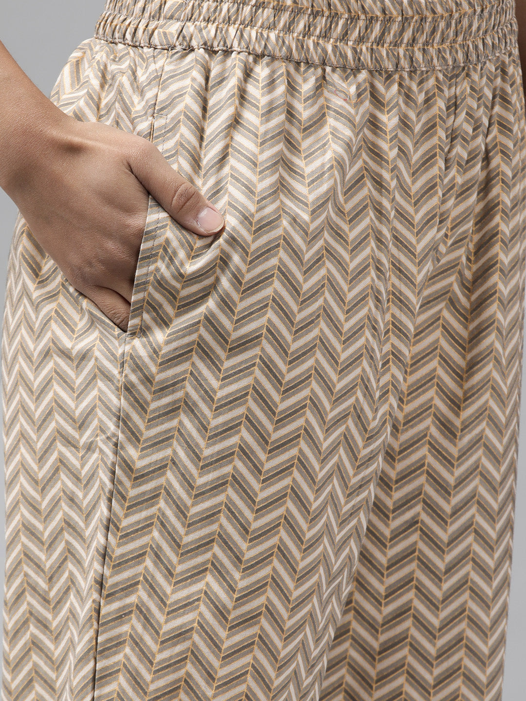 Color_Beige