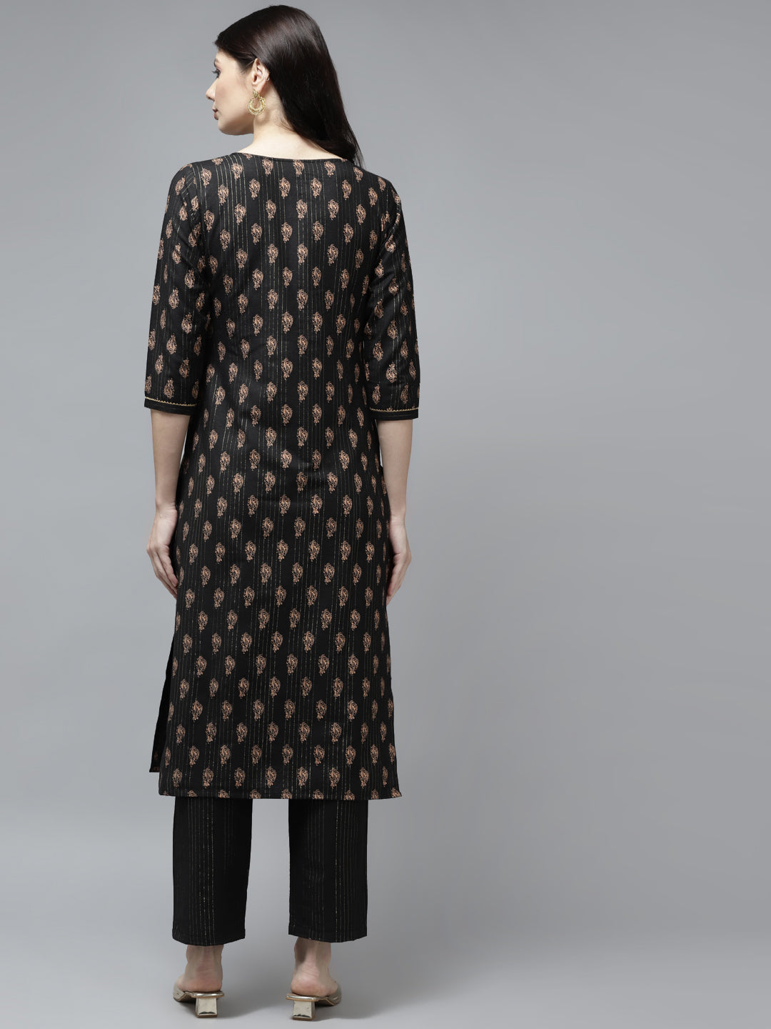 Color_Black