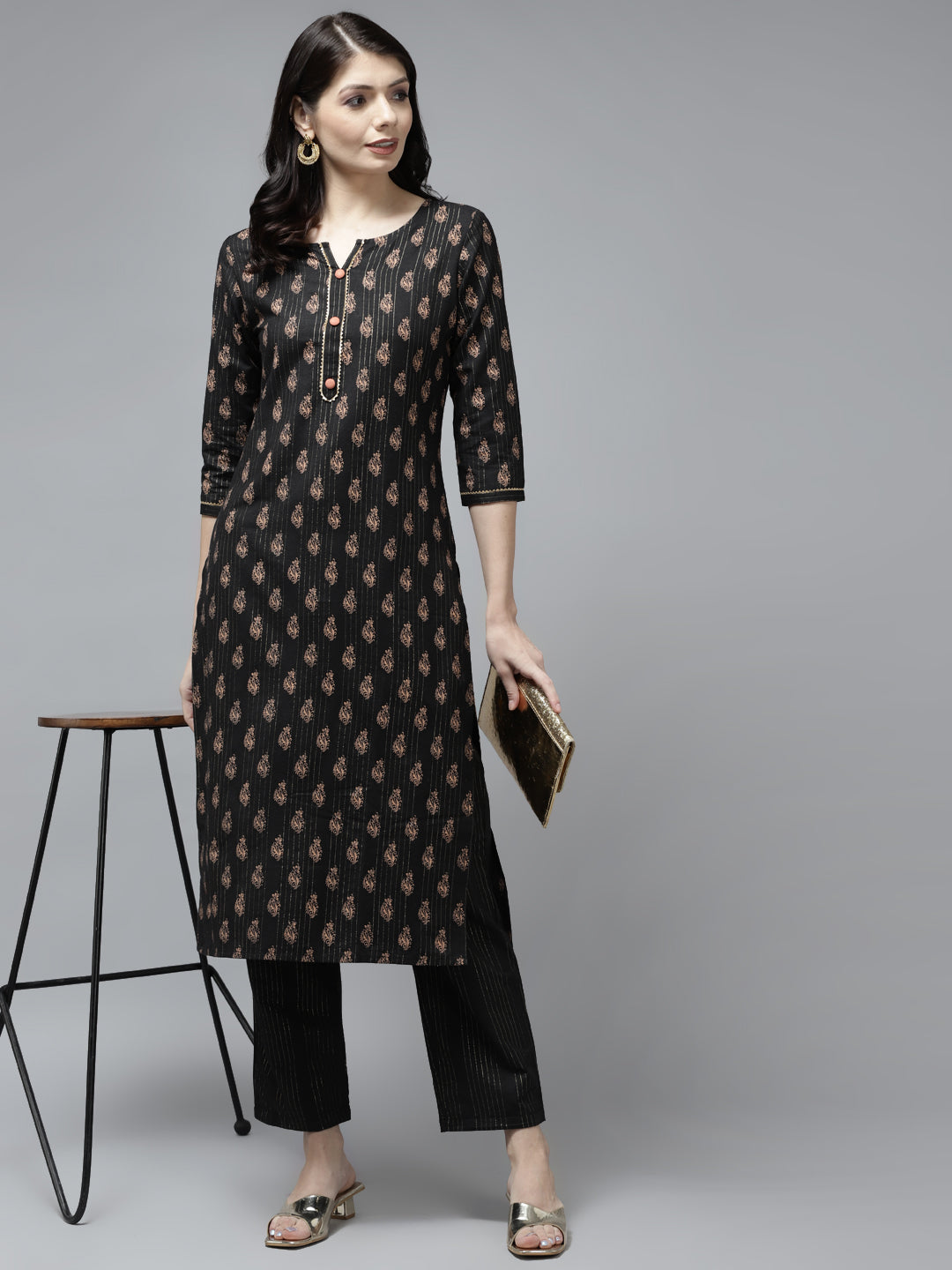 Color_Black