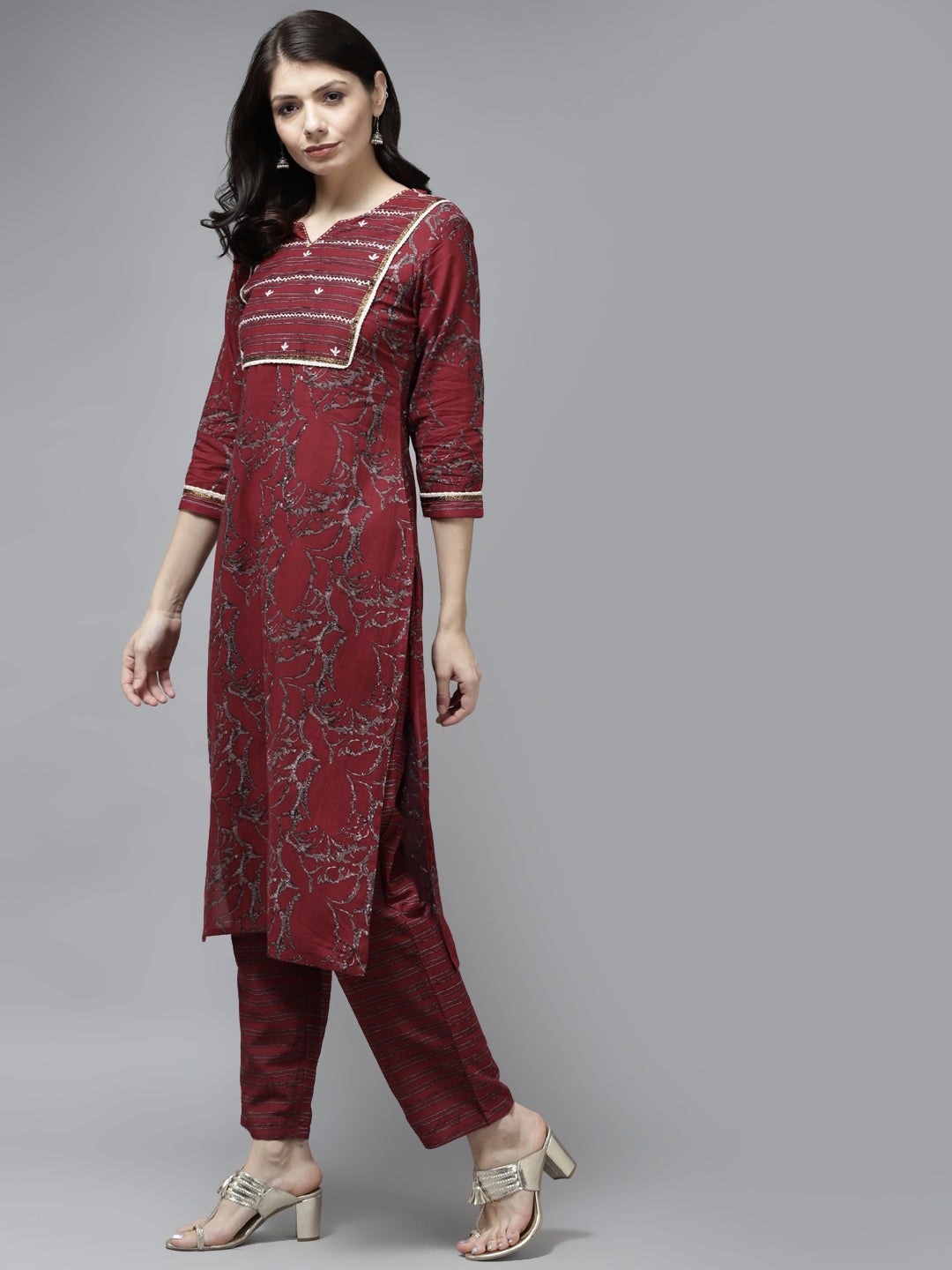 Color_Maroon
