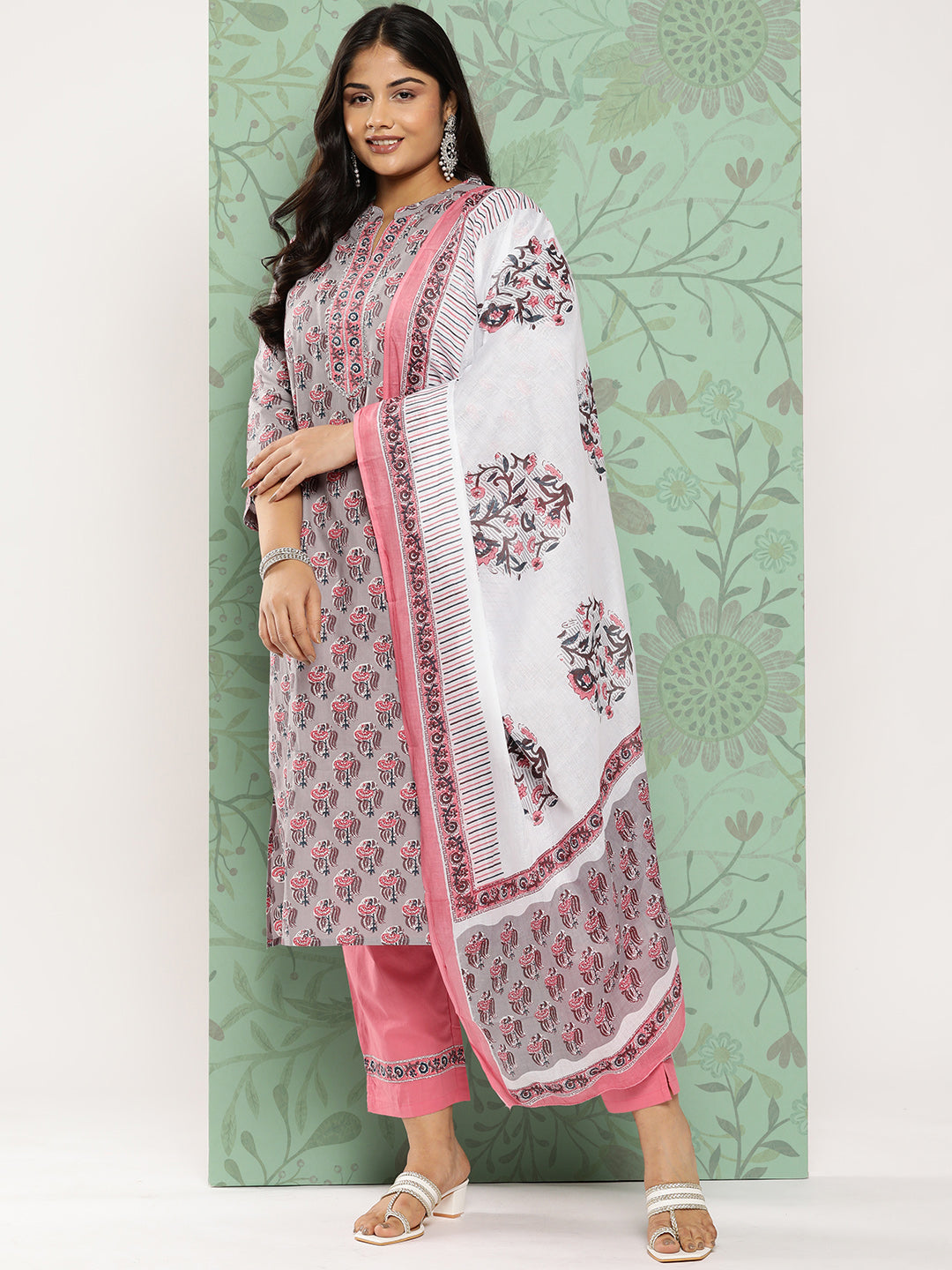 Women's Grey Ethnic Motifs Straight Kurta Trouser And Dupatta Set