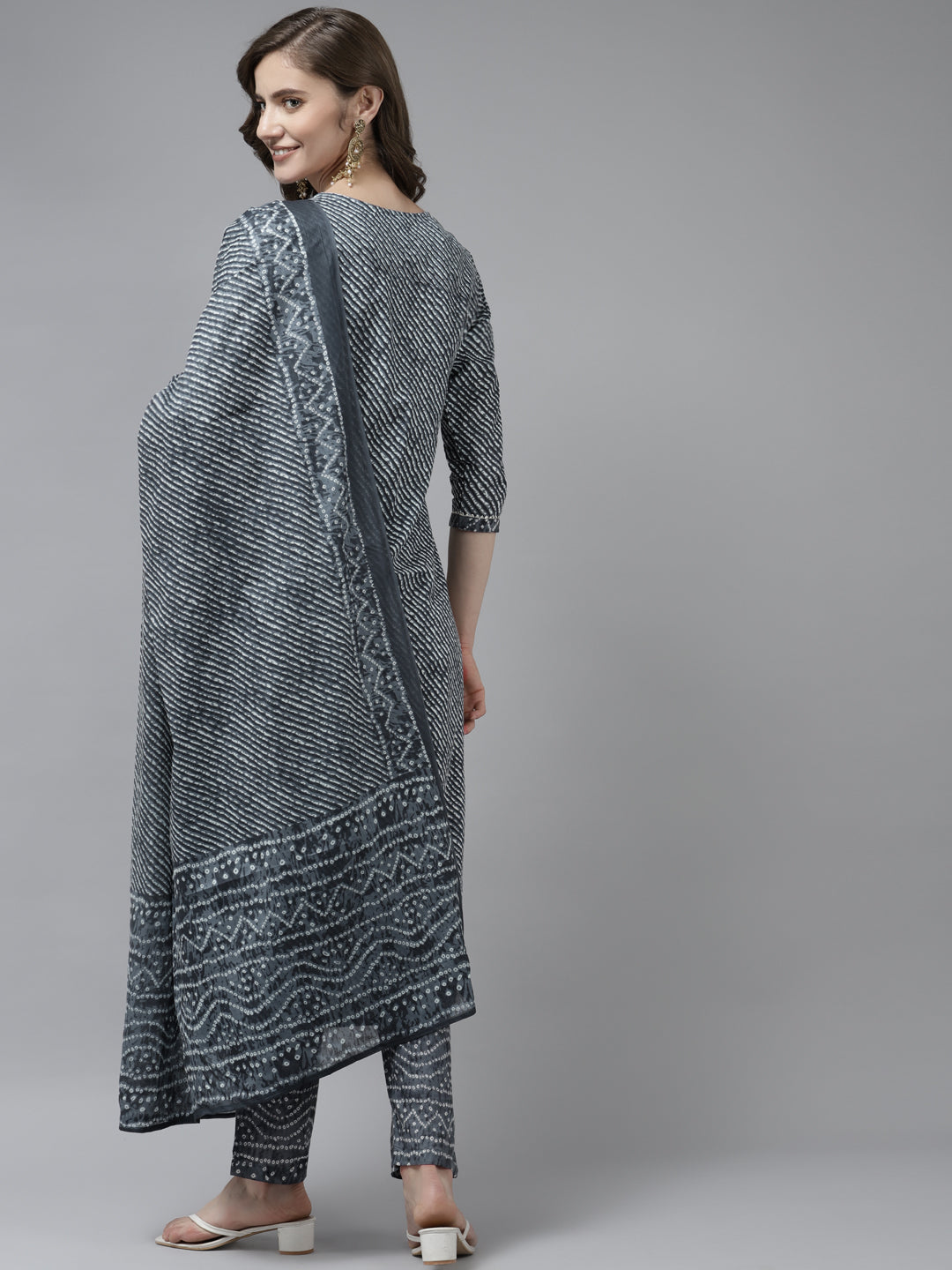 Color_Grey