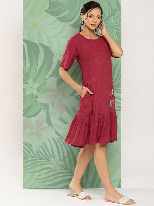 Women's Maroon Solid A-Line Dress