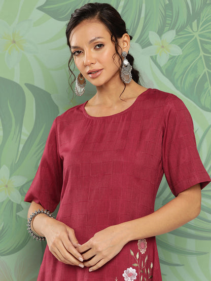 Women's Maroon Solid A-Line Dress