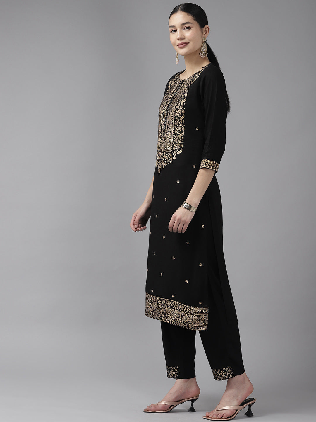 Color_Black