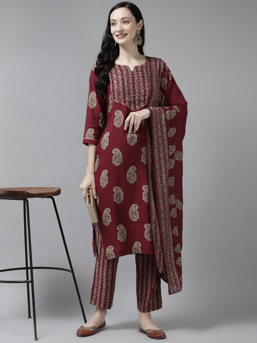 Color_Maroon