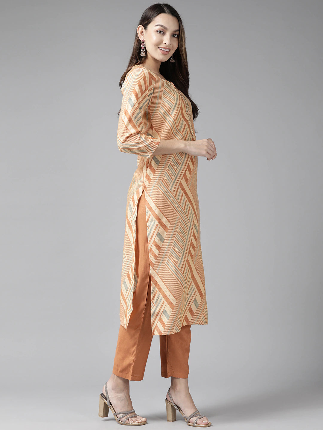 Color_Beige