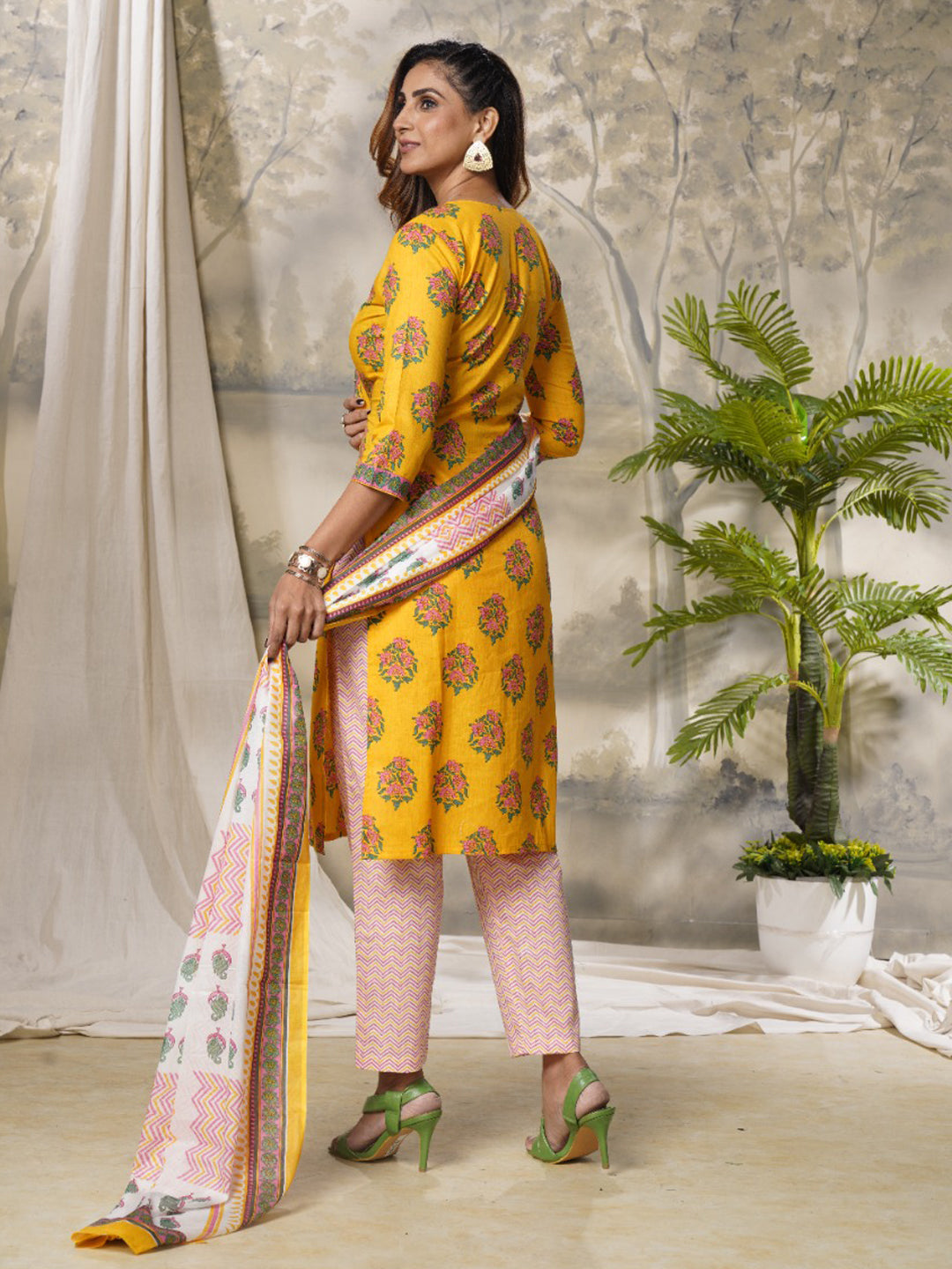 Color_Yellow