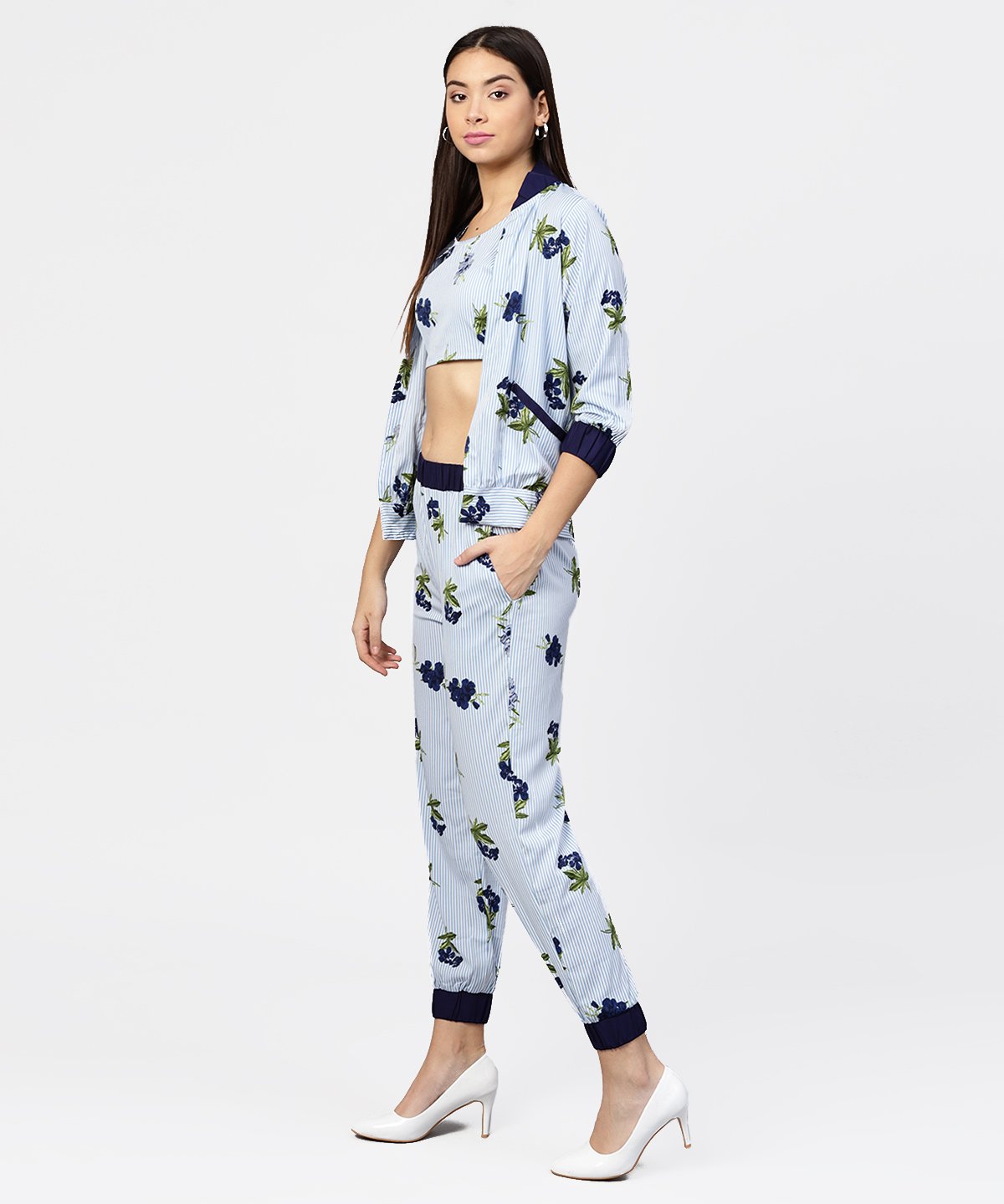 Women's Blue Striped Crop Top With Full Sleeve Open Jacket & Printed Mid-Rise Joggers With 2 Pockets