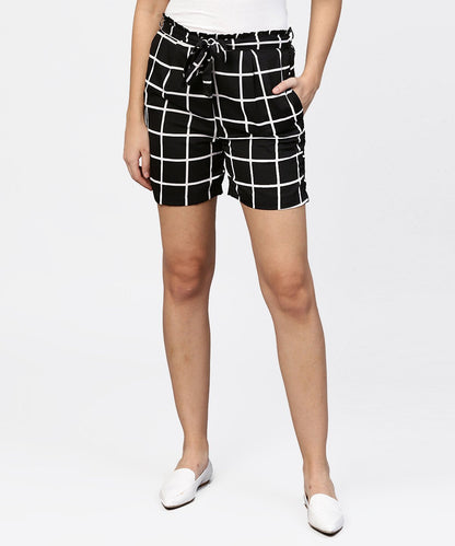 Women's Black Check High Waisted Short With Attached Belt & One Side Pocket