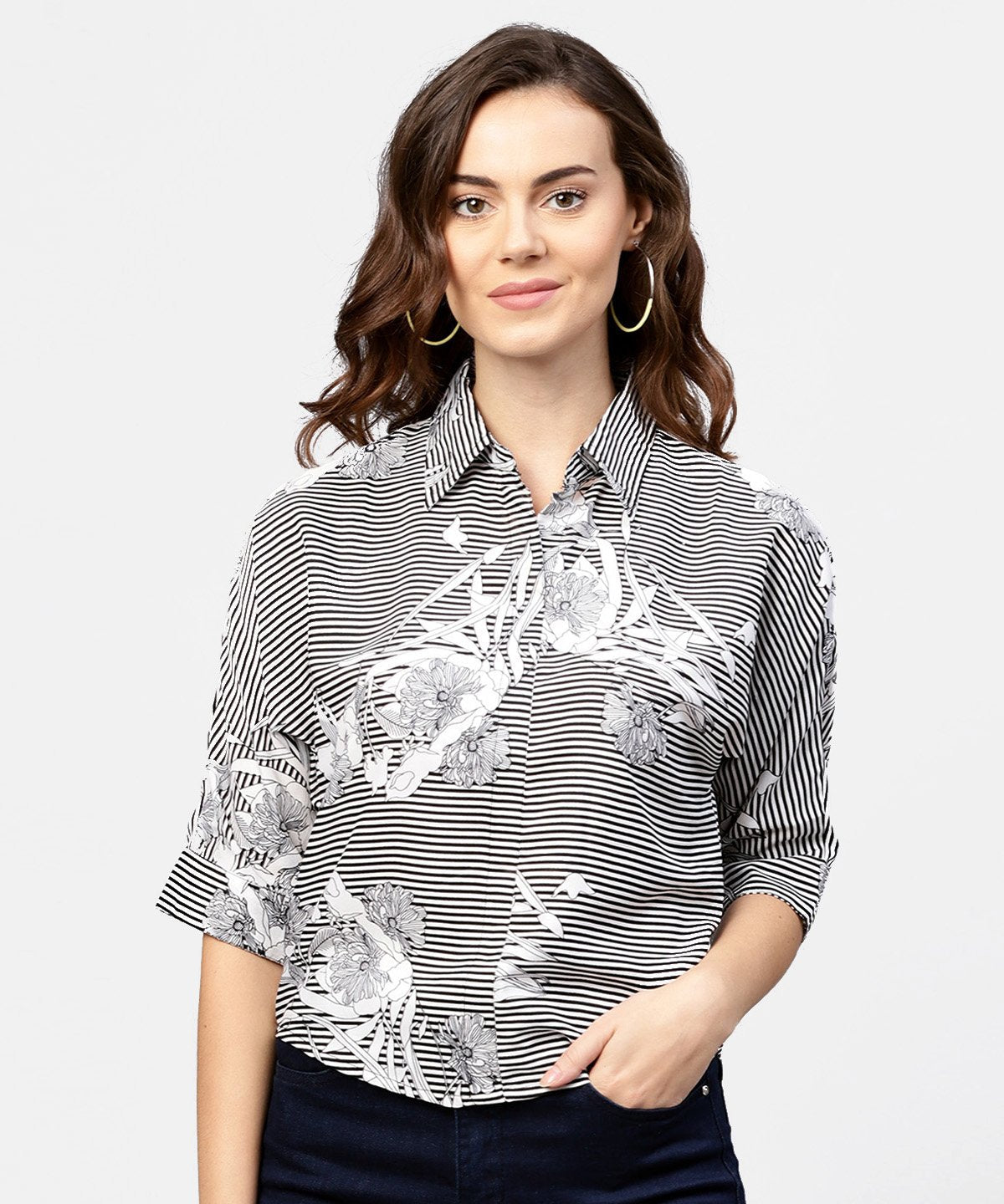 Women's Black Printed Short Sleeve Top With Shirt Collor
