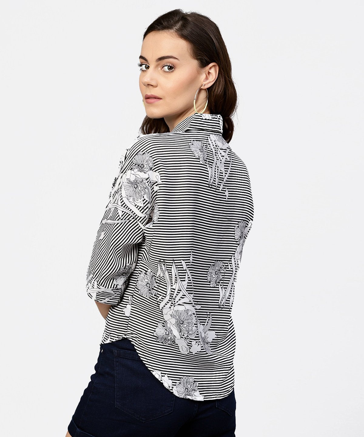 Women's Black Printed Short Sleeve Top With Shirt Collor