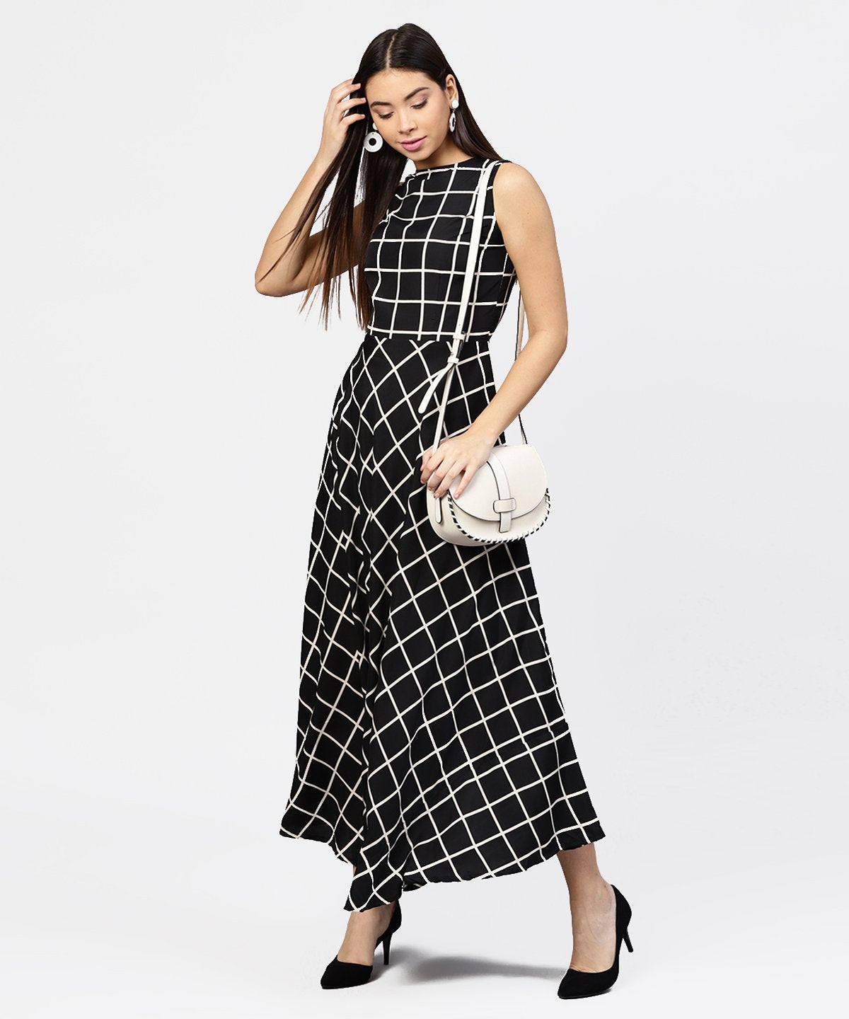 Women's Black Check Sleeveless A-Line Maxi Dress With Slit On The Front