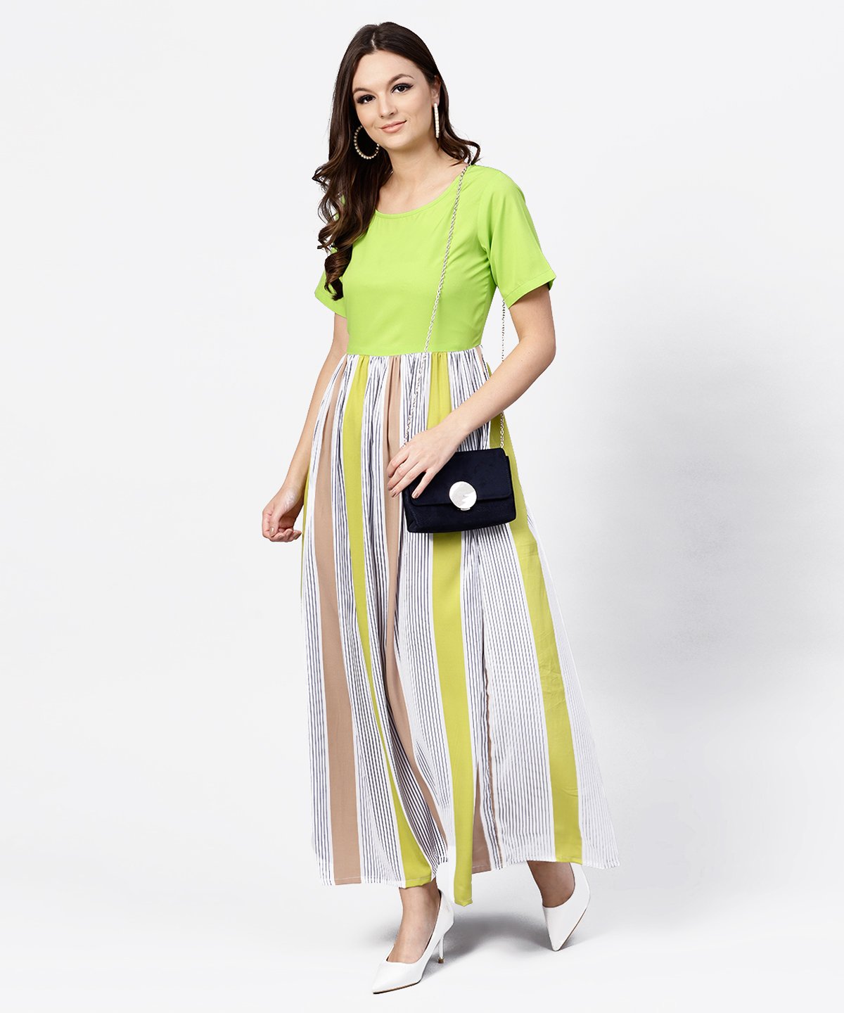 Women's Green Colored Maxi Dress With Round Neck And Half Sleeves