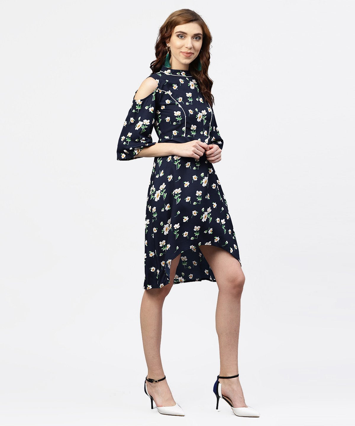 Women's Navy Blue Printed Dress With Round Neck And Cold Shoulders Sleeves