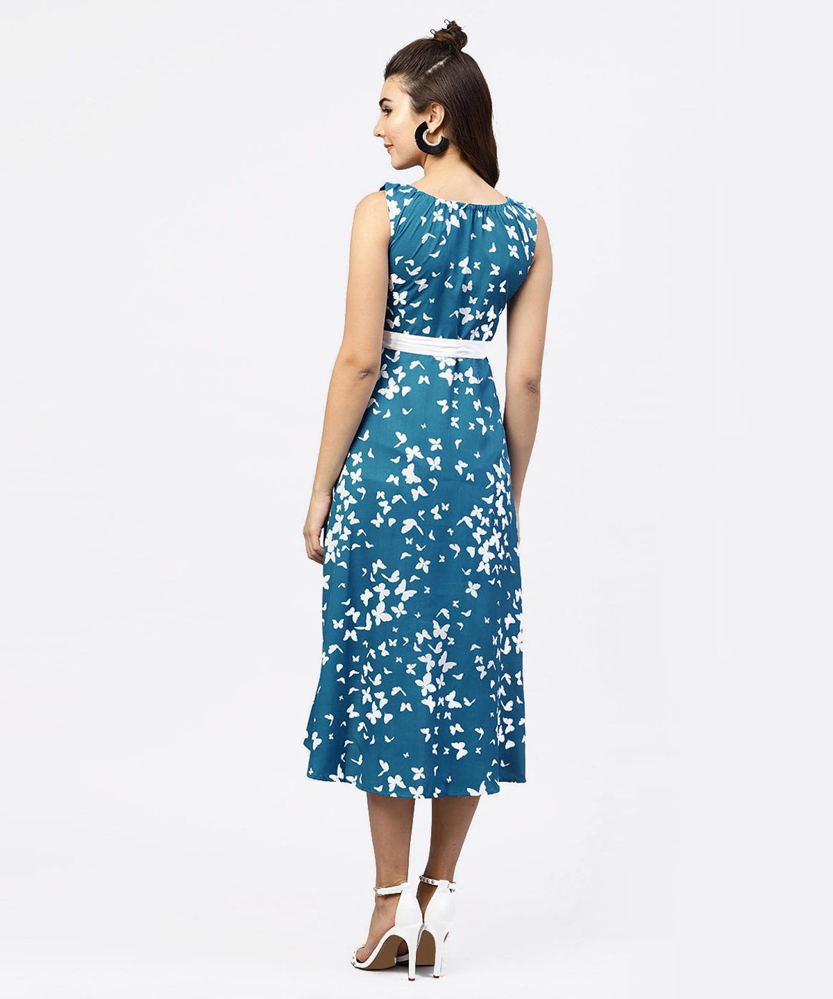 Women's Blue Printed Sleevesless Asymmetric Dress With Gathered Round Neckline