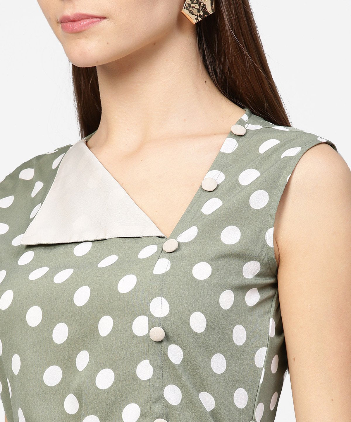 Women's Green Polka Dot Printed Sleeveless A-Line Dress With Belt